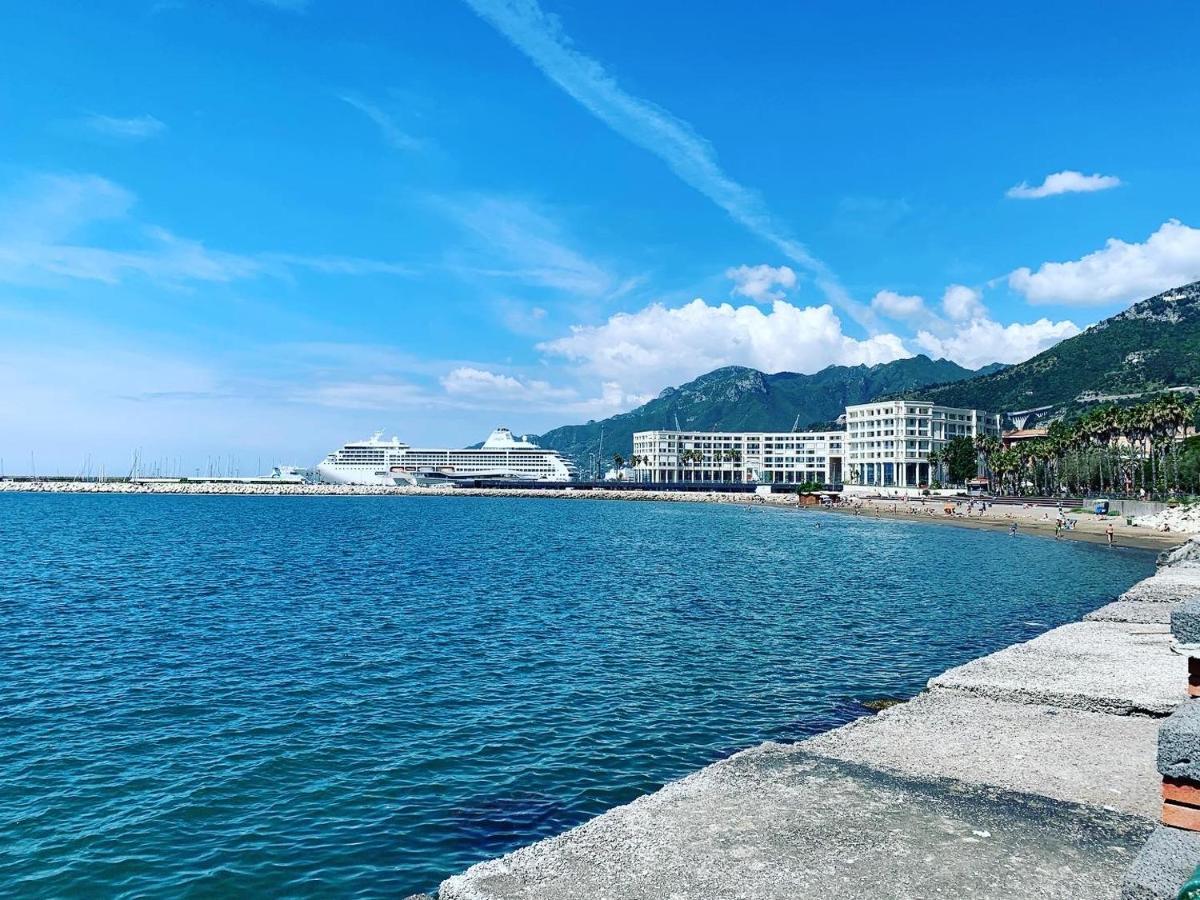 Bed and Breakfast Viva House Salerno Exterior foto